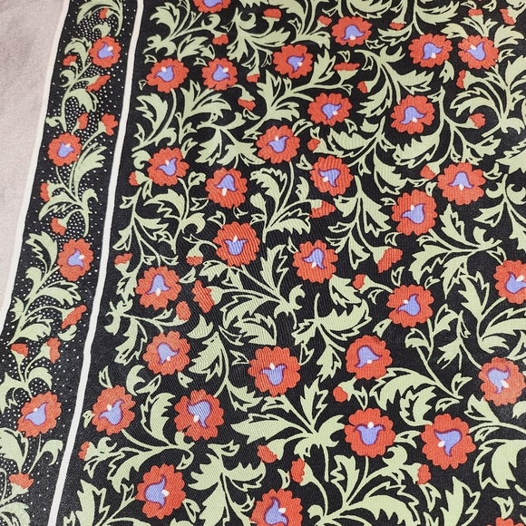 PIERRE BALMAIN scarf silk - Picture 3 of 12